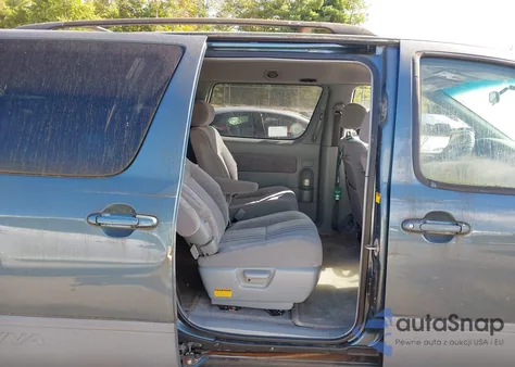 2001 Toyota Sienna Le from USA, damaged, VIN 4T3ZF13C21U393885